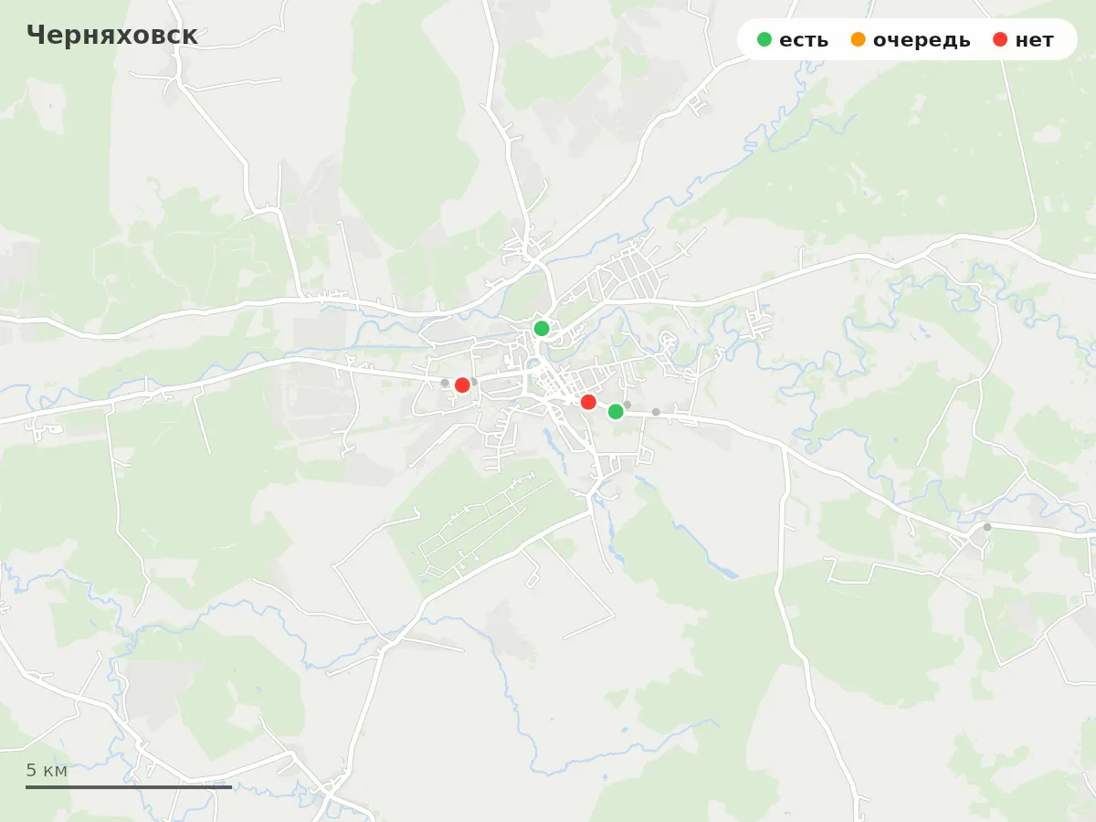 Карта заправок Черняховск: зелёные — есть топливо, оранжевые — очередь, красные — нет