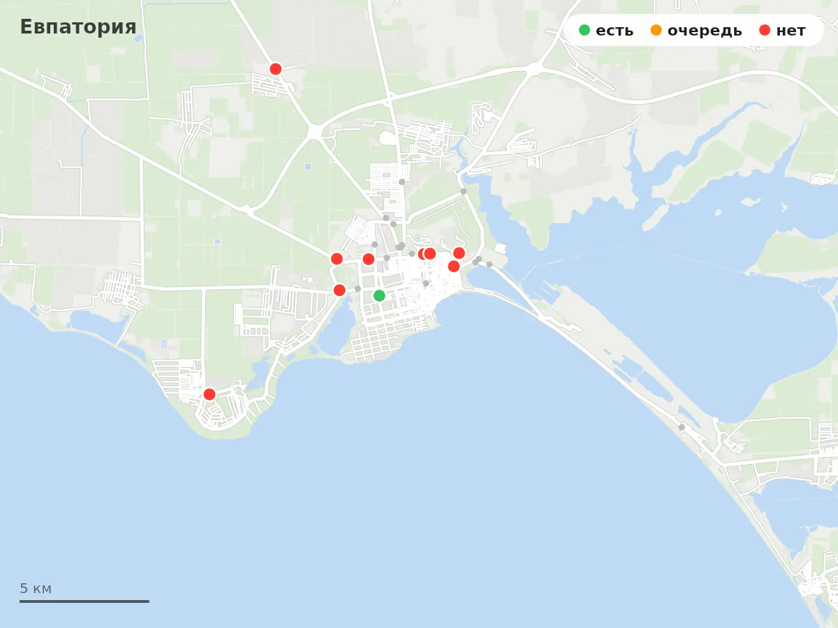 Карта заправок Евпатория: зелёные — есть топливо, оранжевые — очередь, красные — нет