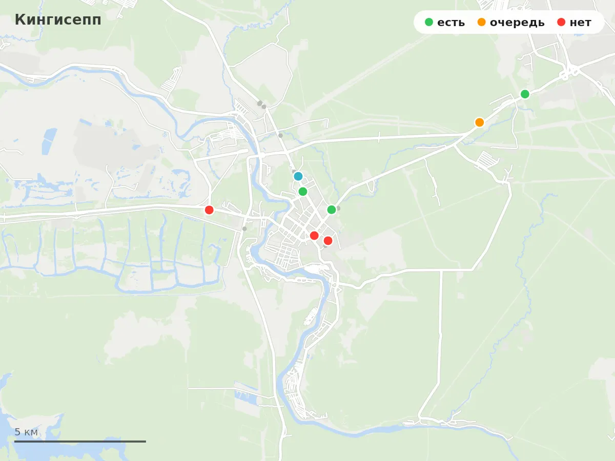 Карта заправок Кингисепп: зелёные — есть топливо, оранжевые — очередь, красные — нет