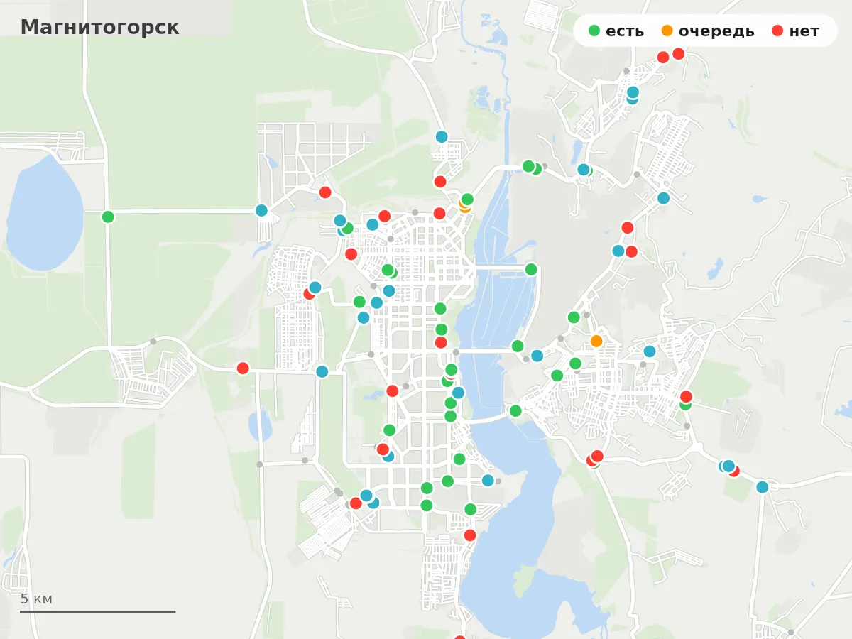 Карта заправок Магнитогорск: зелёные — есть топливо, оранжевые — очередь, красные — нет