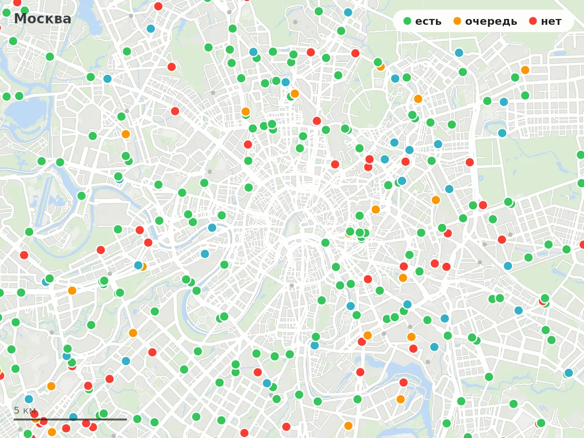 Карта заправок Москва: зелёные — есть топливо, оранжевые — очередь, красные — нет
