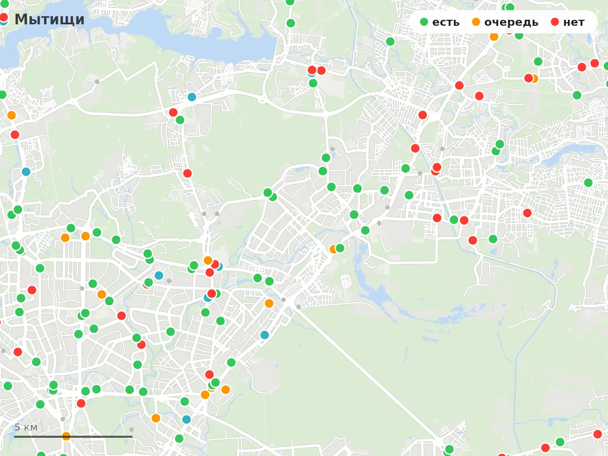 Карта заправок Мытищи: зелёные — есть топливо, оранжевые — очередь, красные — нет