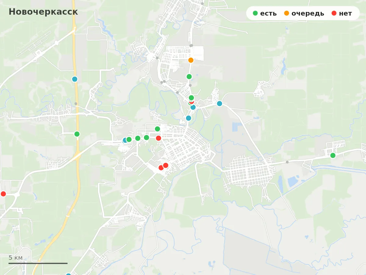 Карта заправок Новочеркасск: зелёные — есть топливо, оранжевые — очередь, красные — нет