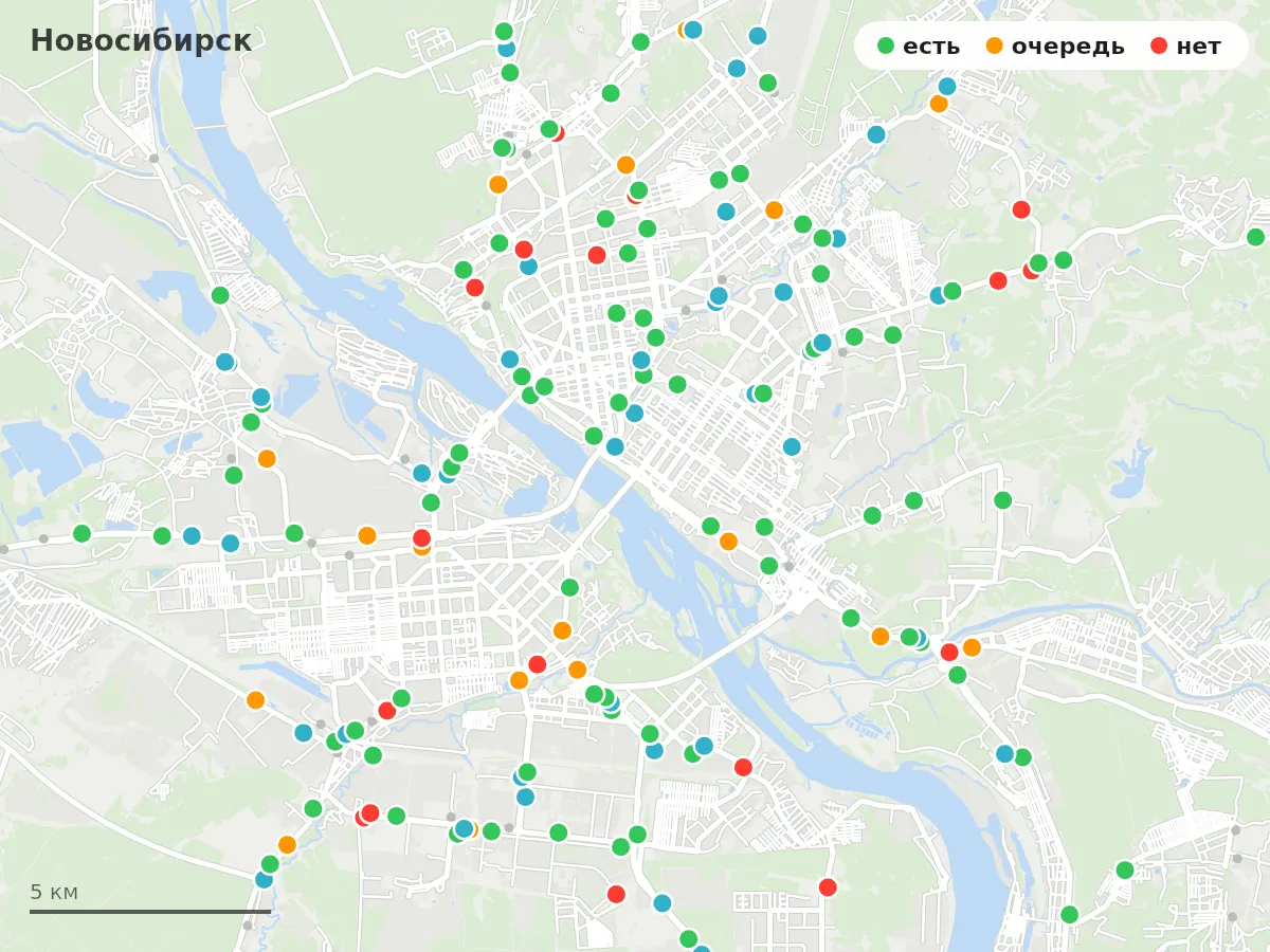 Карта заправок Новосибирск: зелёные — есть топливо, оранжевые — очередь, красные — нет