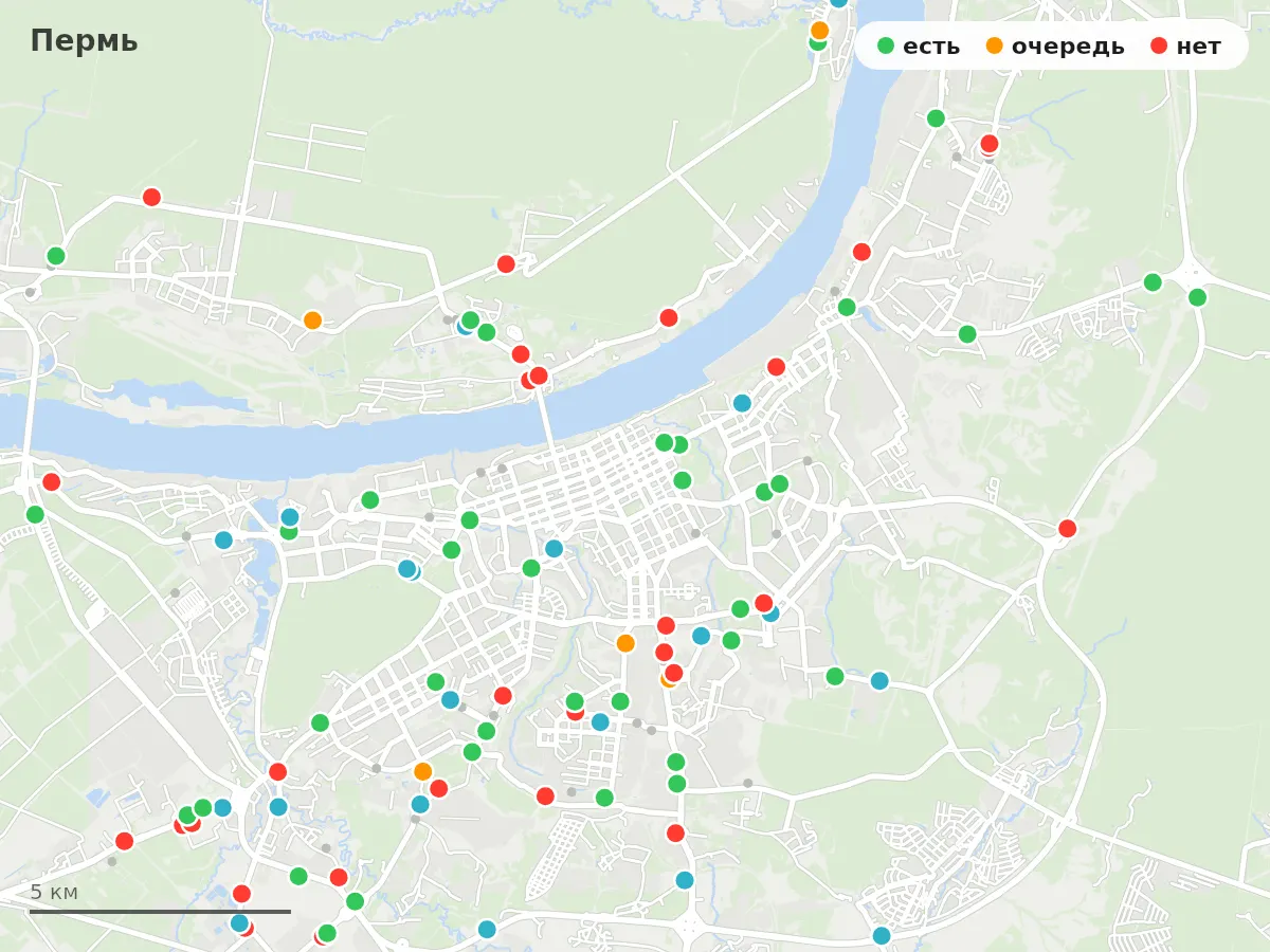 Карта заправок Пермь: зелёные — есть топливо, оранжевые — очередь, красные — нет