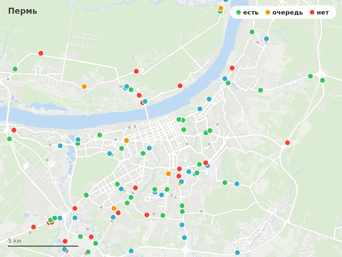 Карта заправок Пермь: зелёные — есть топливо, оранжевые — очередь, красные — нет