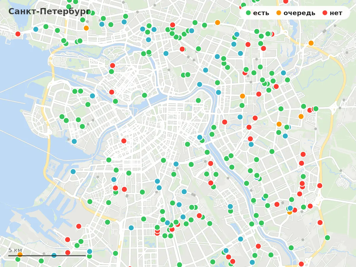 Карта заправок Санкт-Петербург: зелёные — есть топливо, оранжевые — очередь, красные — нет