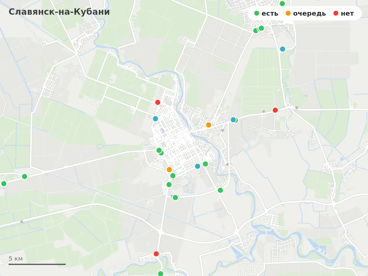 Карта заправок Славянск-на-Кубани: зелёные — есть топливо, оранжевые — очередь, красные — нет