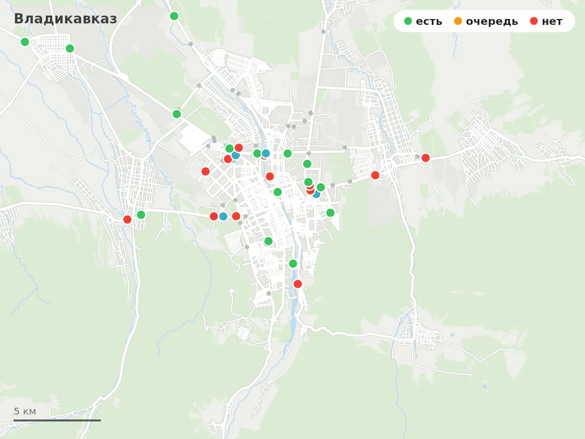 Карта заправок Владикавказ: зелёные — есть топливо, оранжевые — очередь, красные — нет